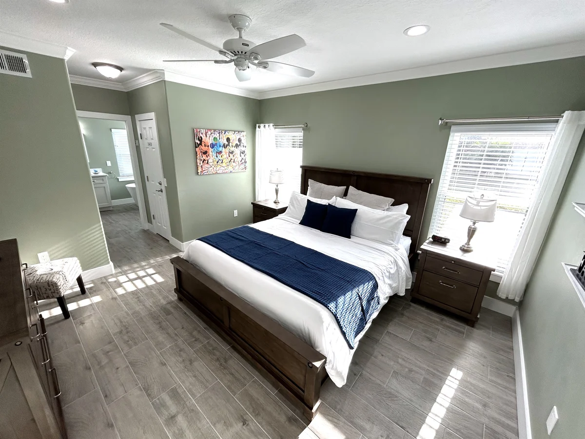 Bedroom 1 image 1
