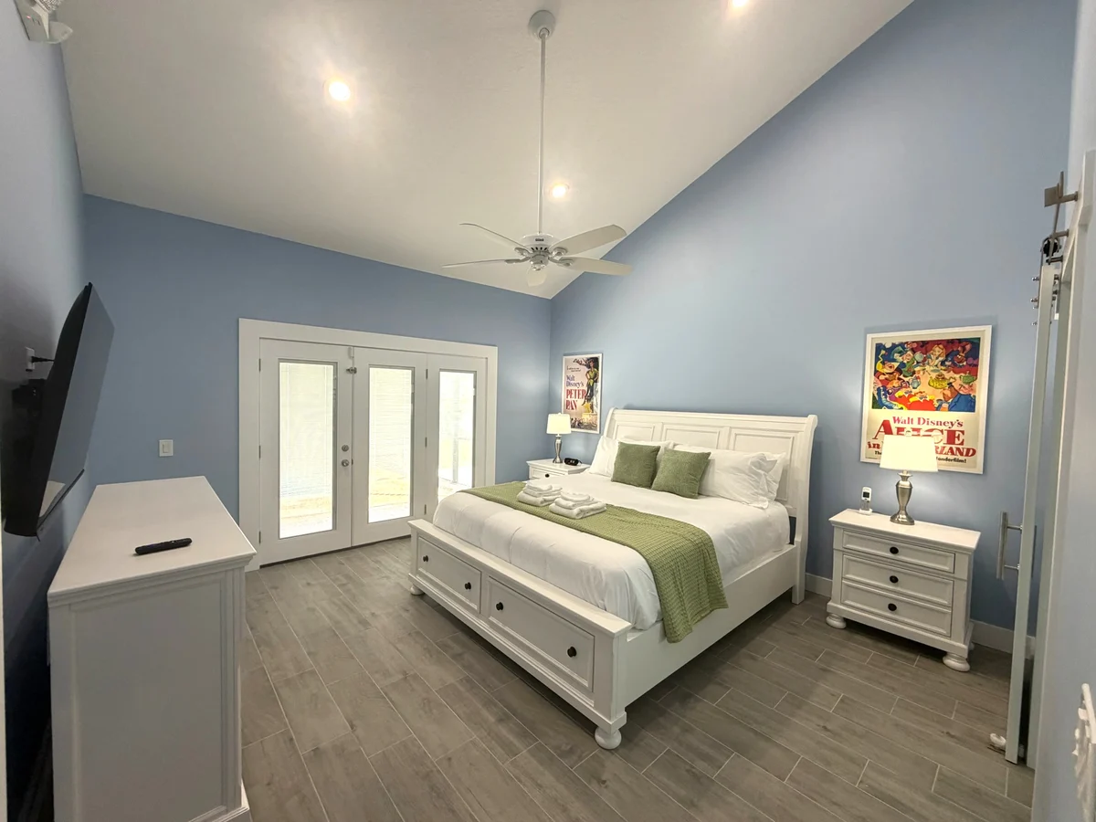 Bedroom 1 image 1