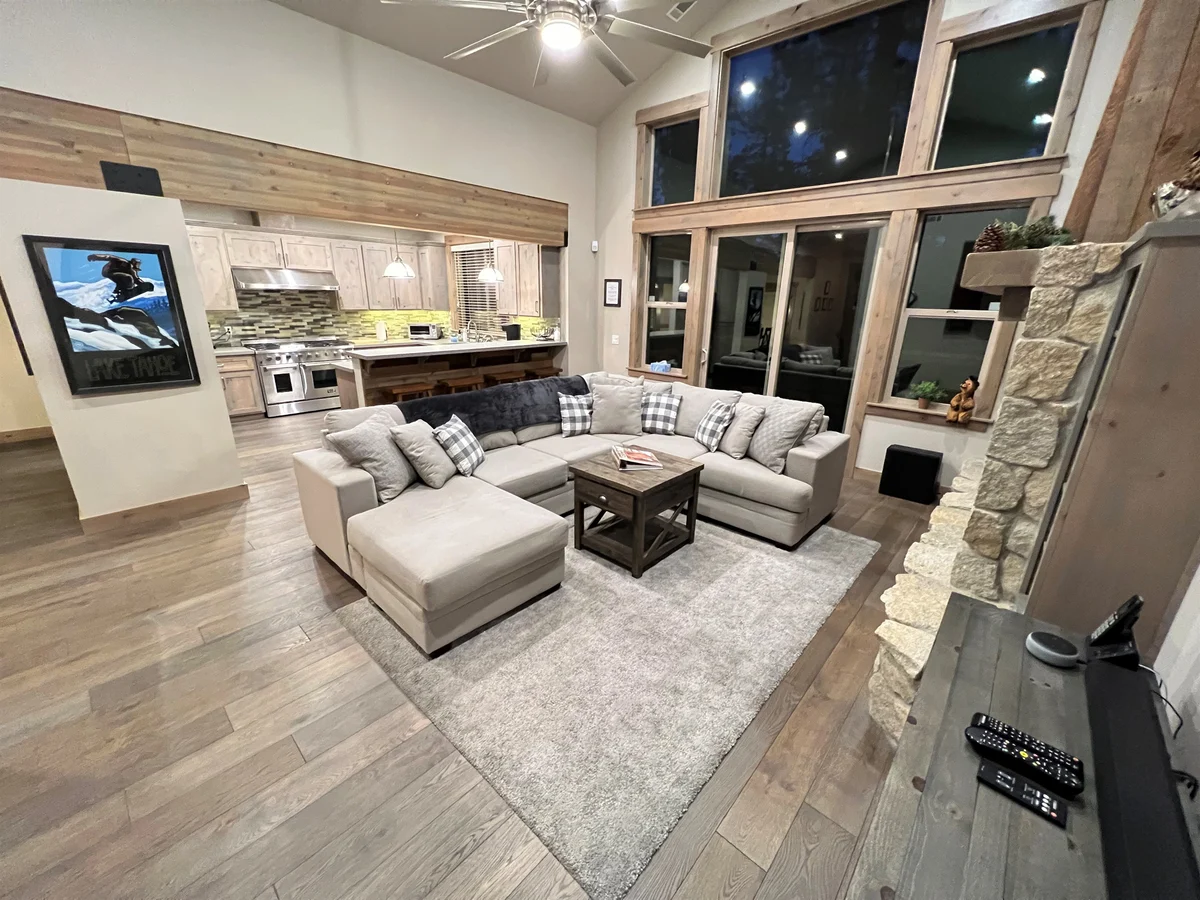 Home in Truckee property photo 4