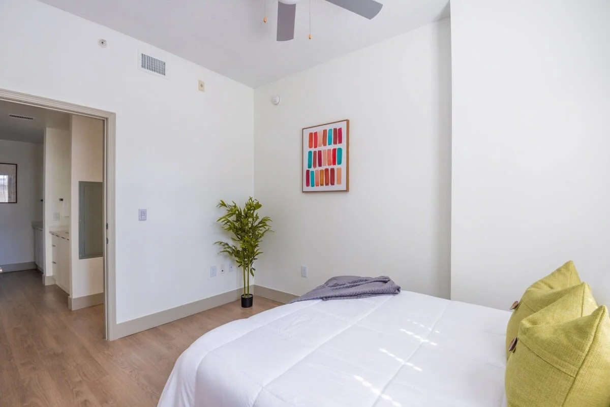 Bedroom 3 image 1