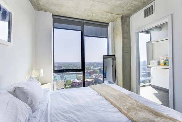 Bedroom image 1