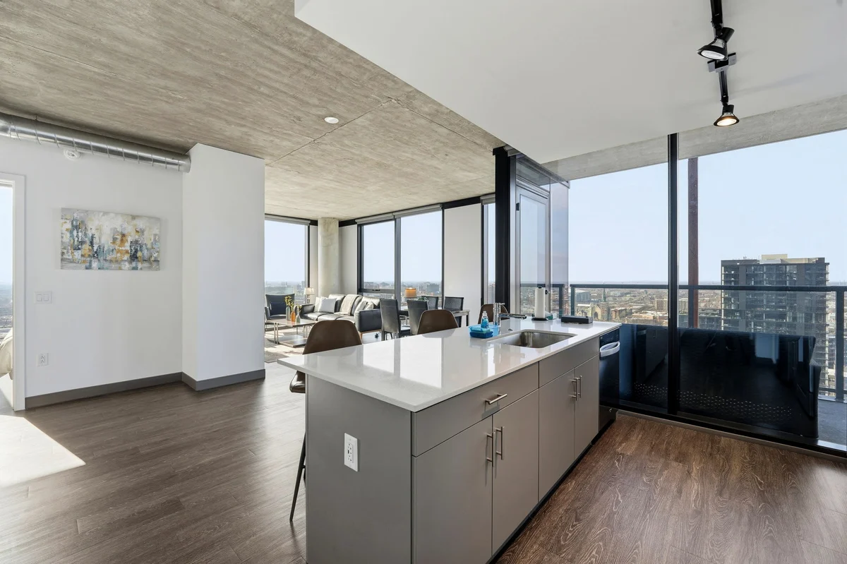 Apartment in Chicago property photo 5