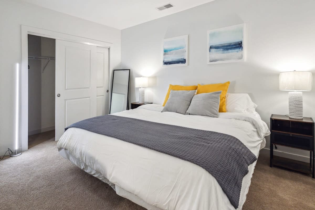 Bedroom image 1