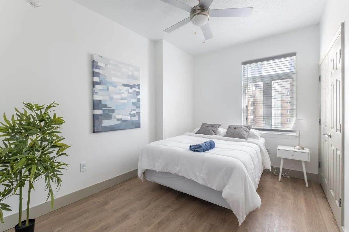 Bedroom image 1