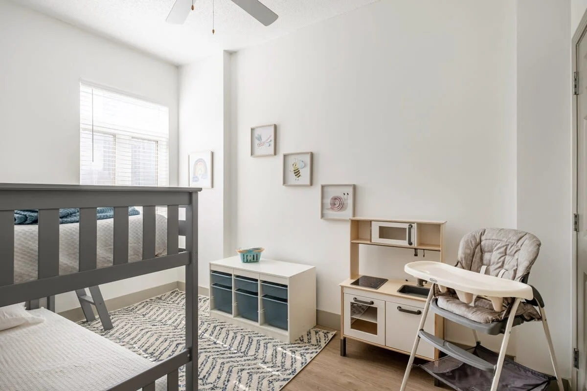 Apartment in Charlotte property photo 3