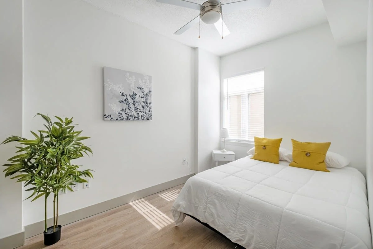 Bedroom image 1