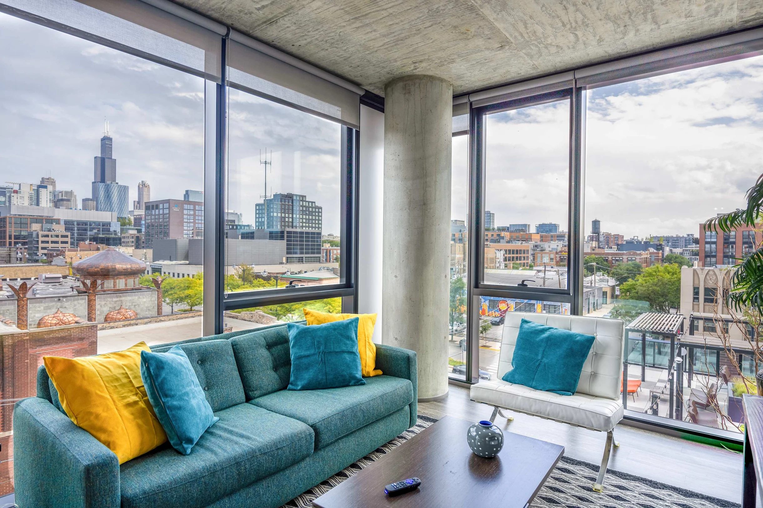 Apartment in Chicago property photo 1
