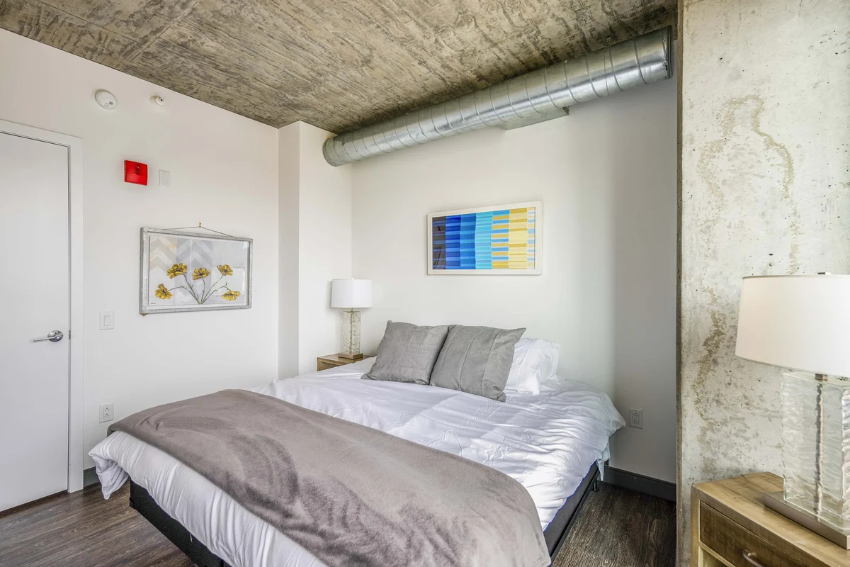 Bedroom image 1