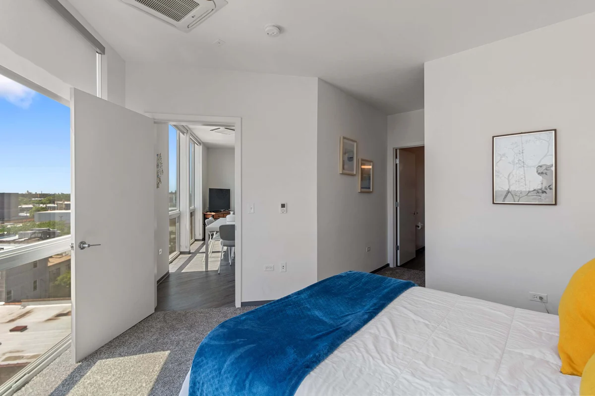 Bedroom image 1