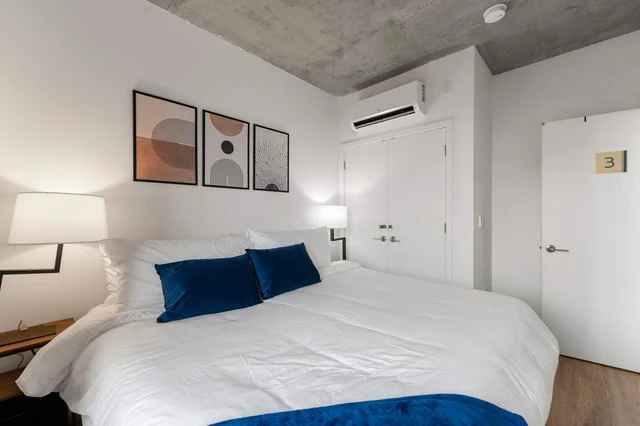 Bedroom image 1