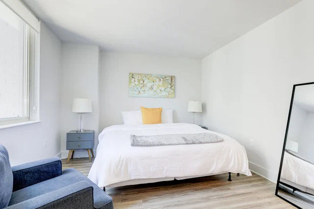 Bedroom image 1