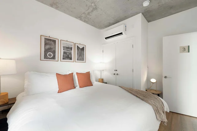 Bedroom image 1