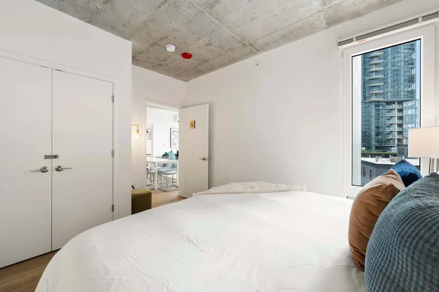Bedroom image 1