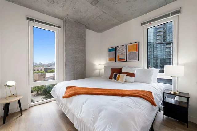 Bedroom image 1
