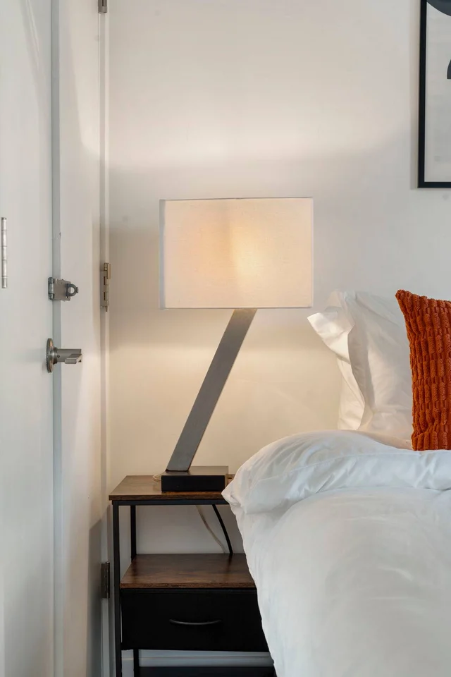Bedroom image 1