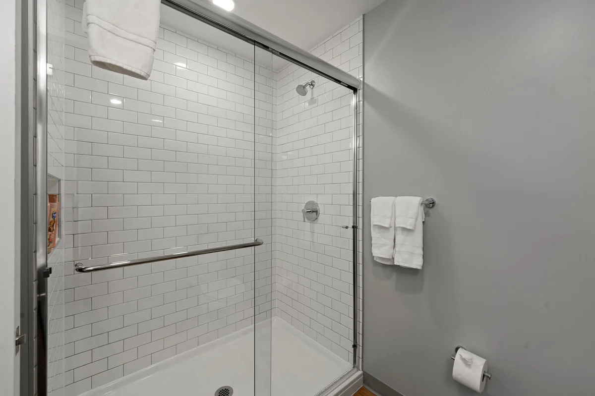 Property in Chicago property photo 4