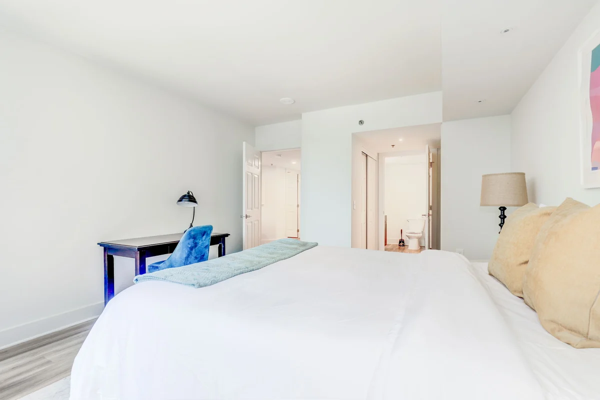 Bedroom image 1