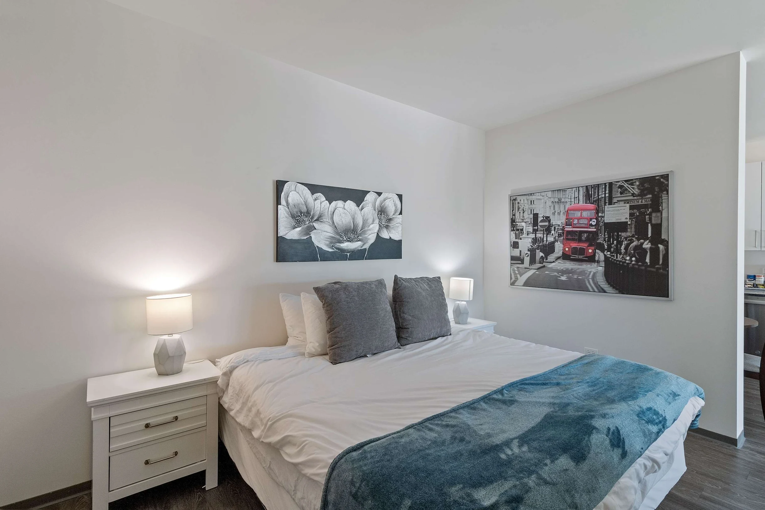 Apartment in Chicago property photo 4