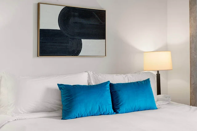 Bedroom image 1
