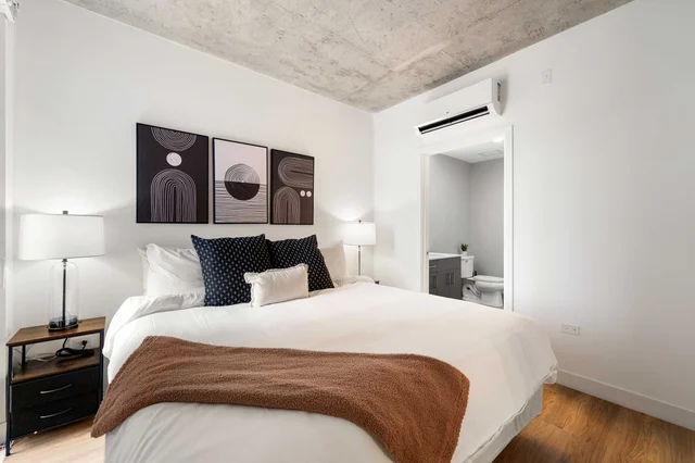 Bedroom image 1