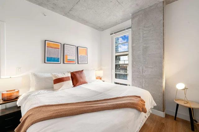 Bedroom image 1