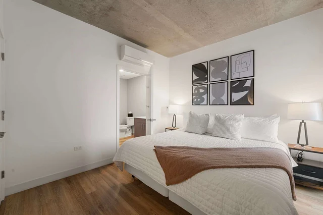 Bedroom image 1