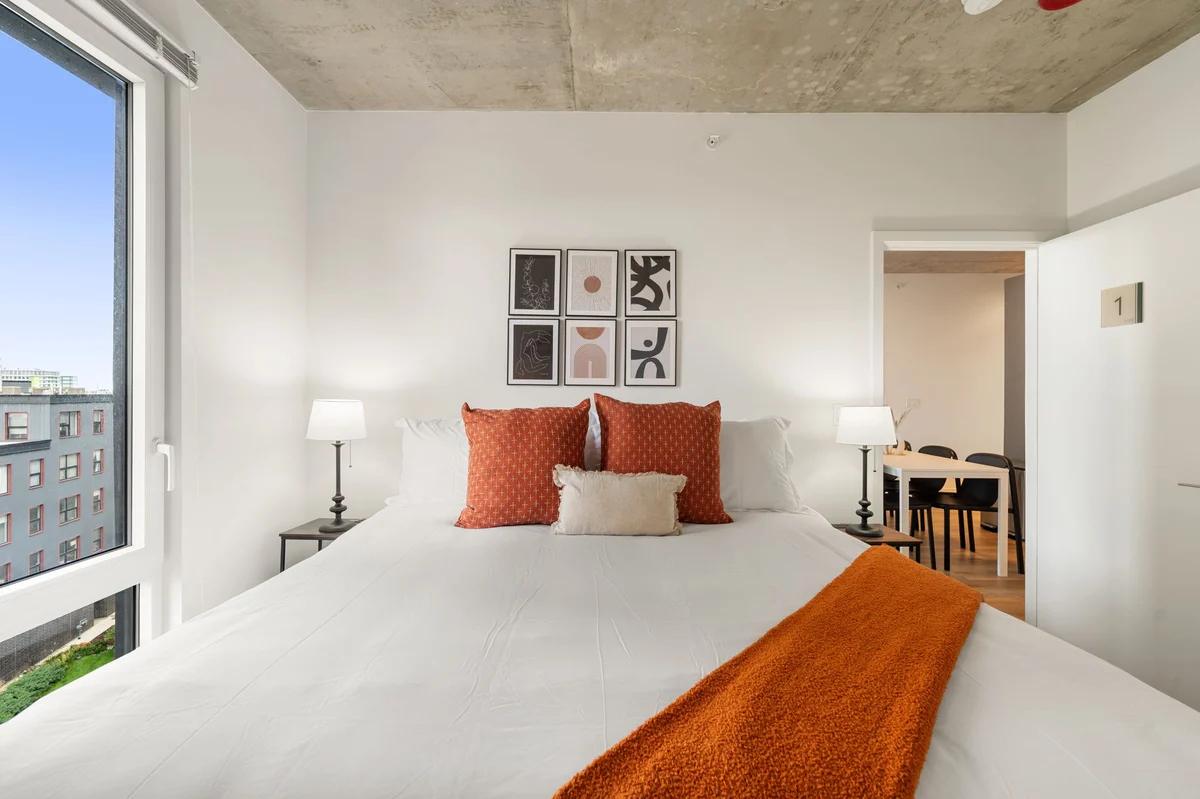 Bedroom image 1