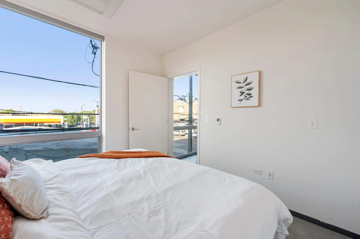 Bedroom image 1