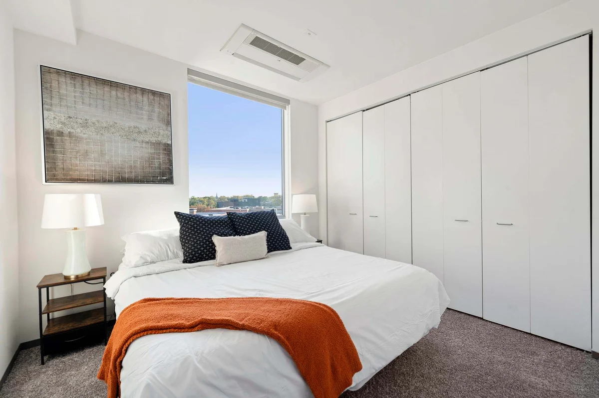 Apartment in Chicago property photo 3