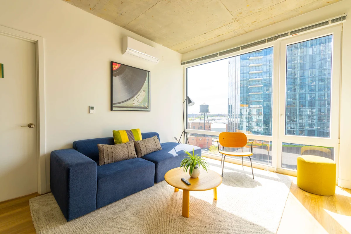 Apartment in Chicago property photo 9
