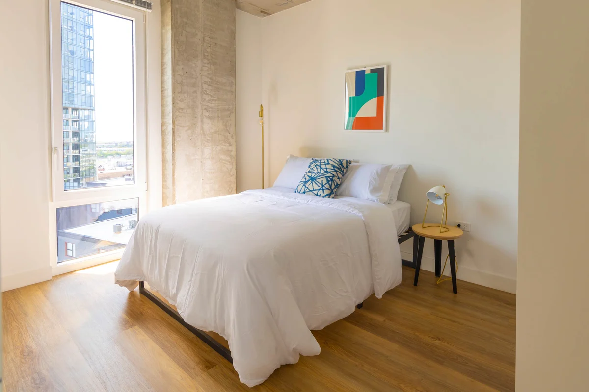 Bedroom image 1