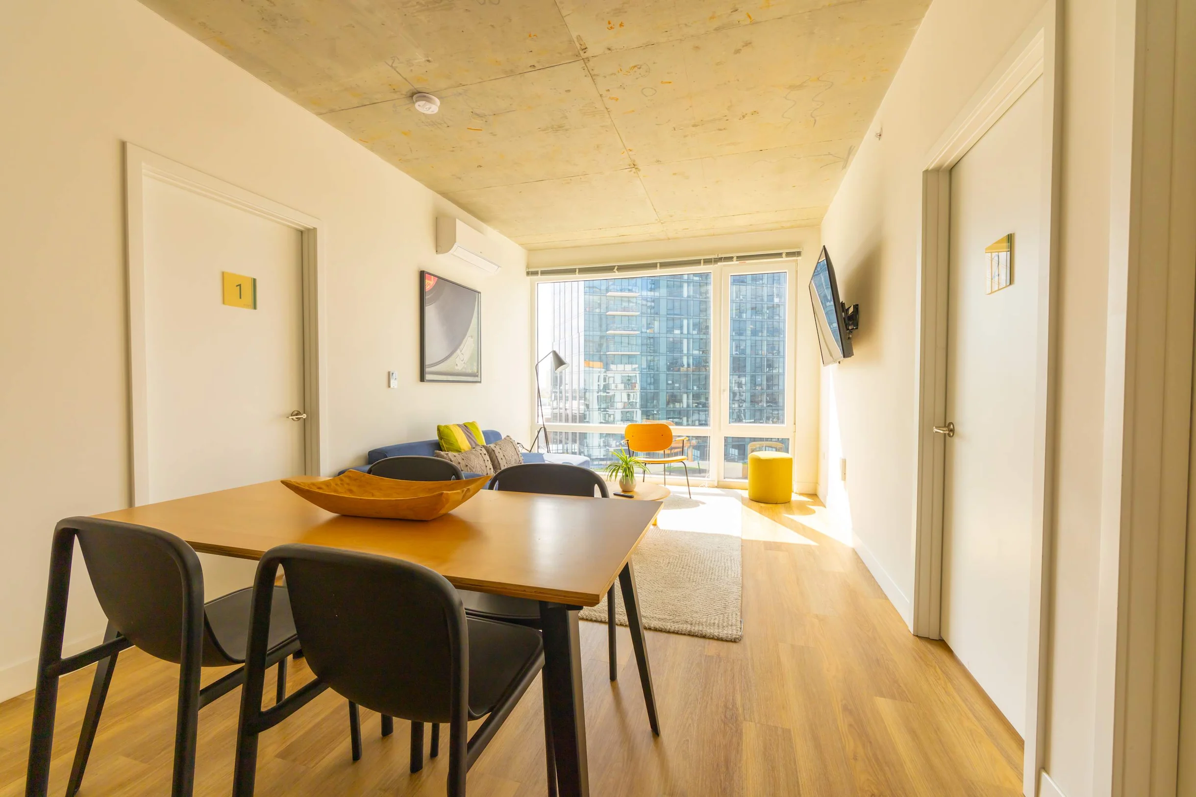 Apartment in Chicago property photo 24