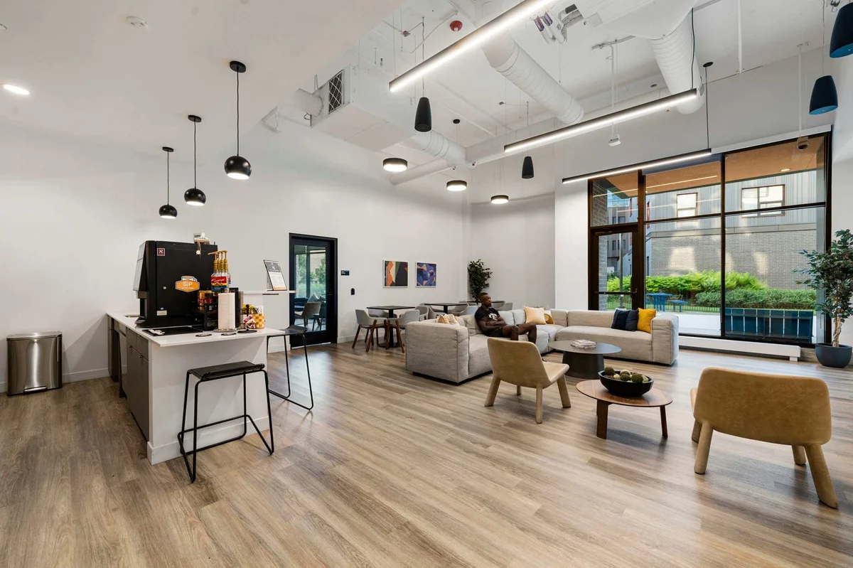 Apartment in Chicago property photo 45