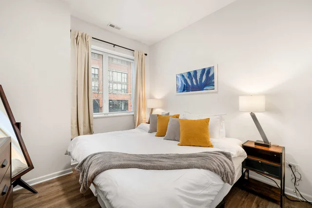 Bedroom image 1