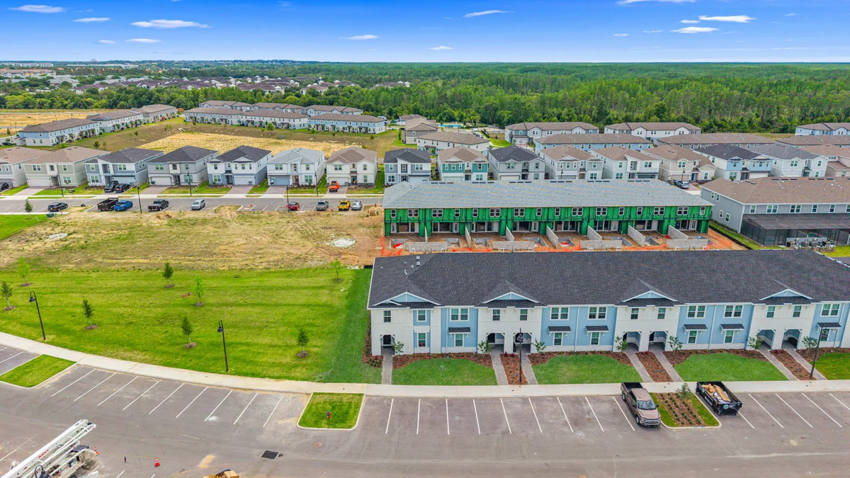 Townhome in Clermont property photo 2