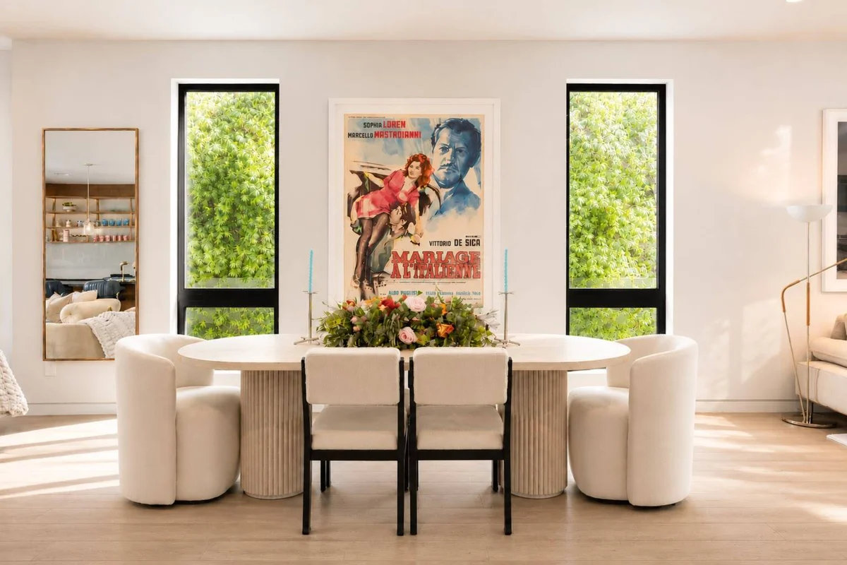Property in Hollywood Hills, Los Angeles property photo 4