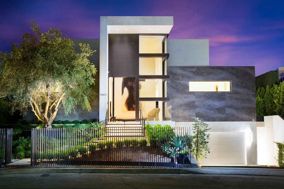 Property in Beverly Hills, Los Angeles property photo 2