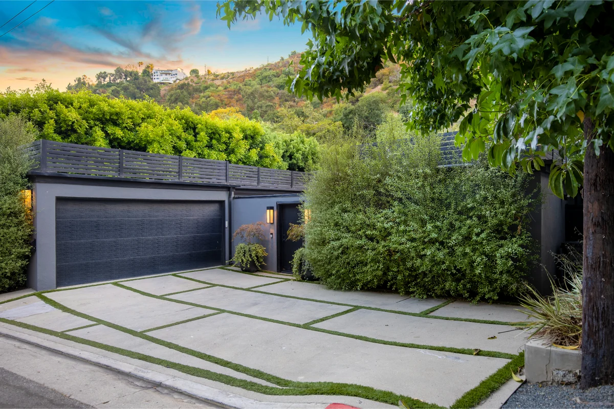 Property in Beverly Hills, Los Angeles property photo 3