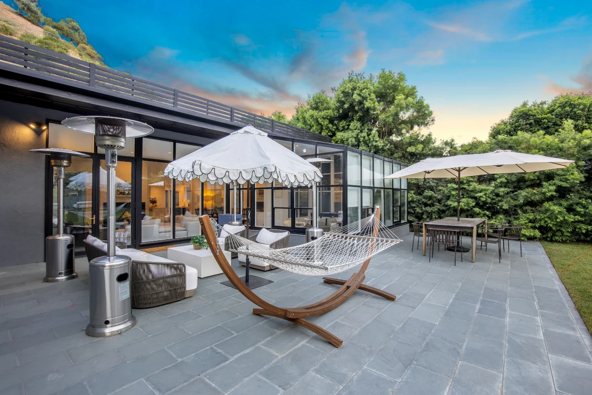 Property in Beverly Hills, Los Angeles property photo 4