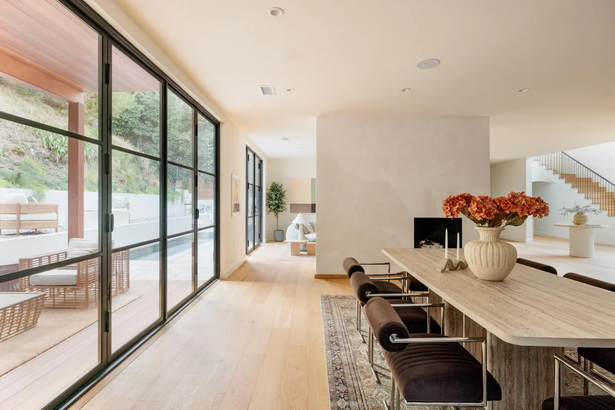 Property in Beverly Hills, Los Angeles property photo 3