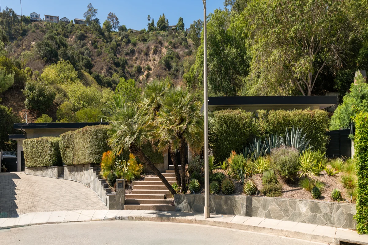 Property in Beverly Hills, Los Angeles property photo 4
