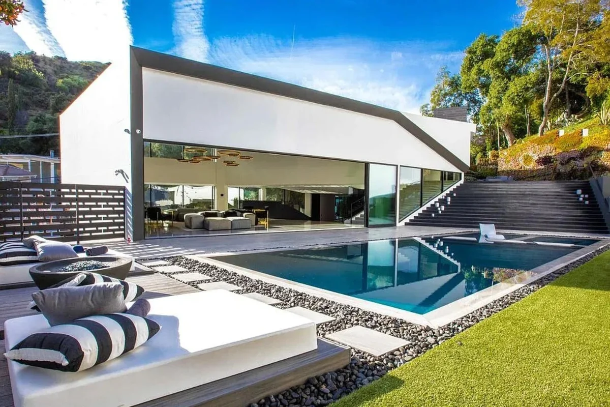 Property in Beverly Hills, Los Angeles property photo 2