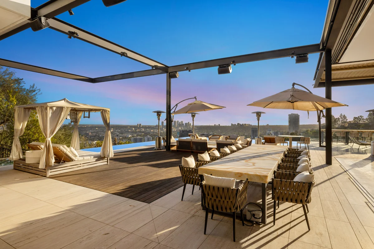 Property in Hollywood Hills, Los Angeles property photo 5