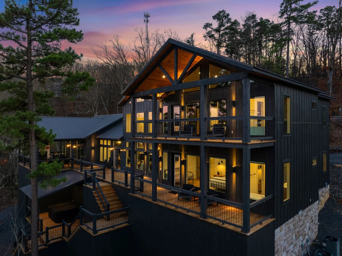 Midnight Skies Luxury 5BR - Hot Tub & Mountain Views #3