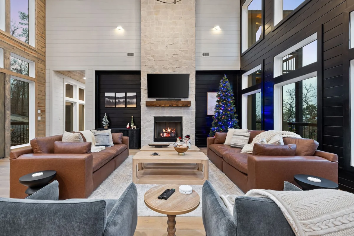 Midnight Skies Luxury 5BR - Hot Tub & Mountain Views #29
