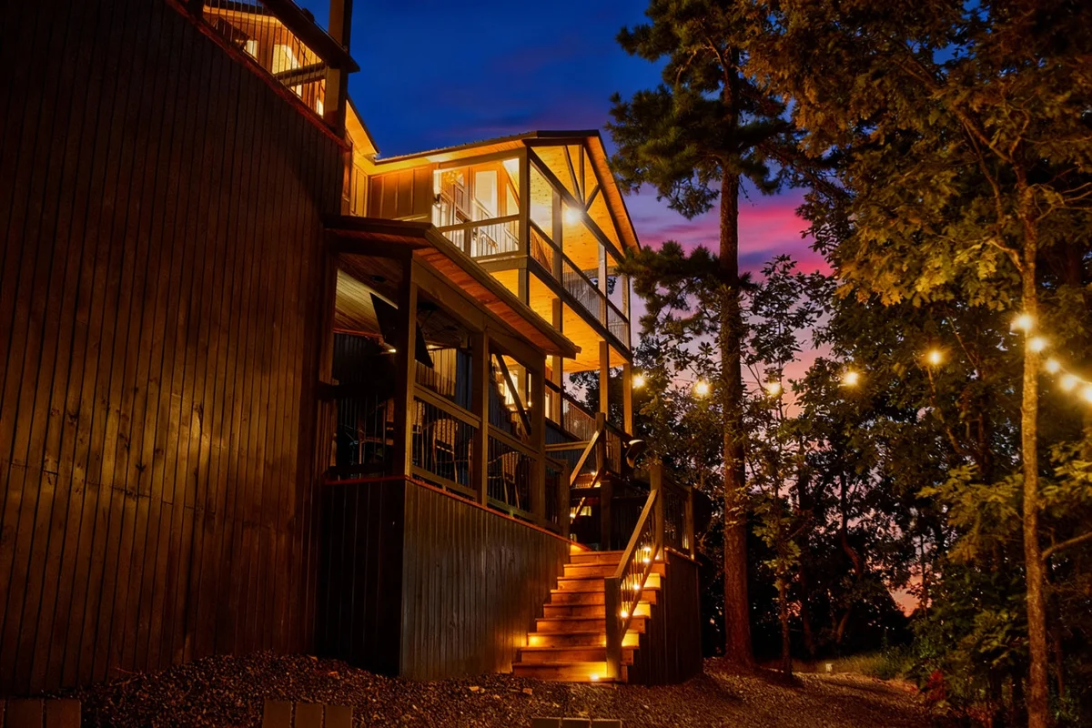 Midnight Skies Luxury 5BR - Hot Tub & Mountain Views #69