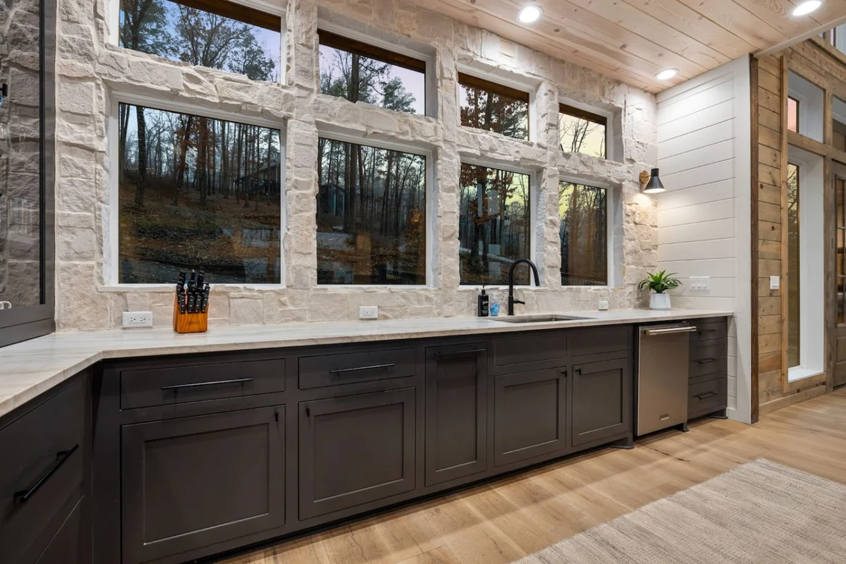 Midnight Skies Luxury 5BR - Hot Tub & Mountain Views #71