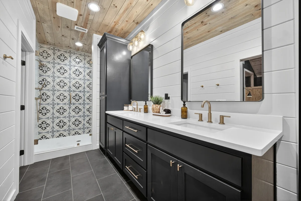 Midnight Skies Luxury 5BR - Hot Tub & Mountain Views #18