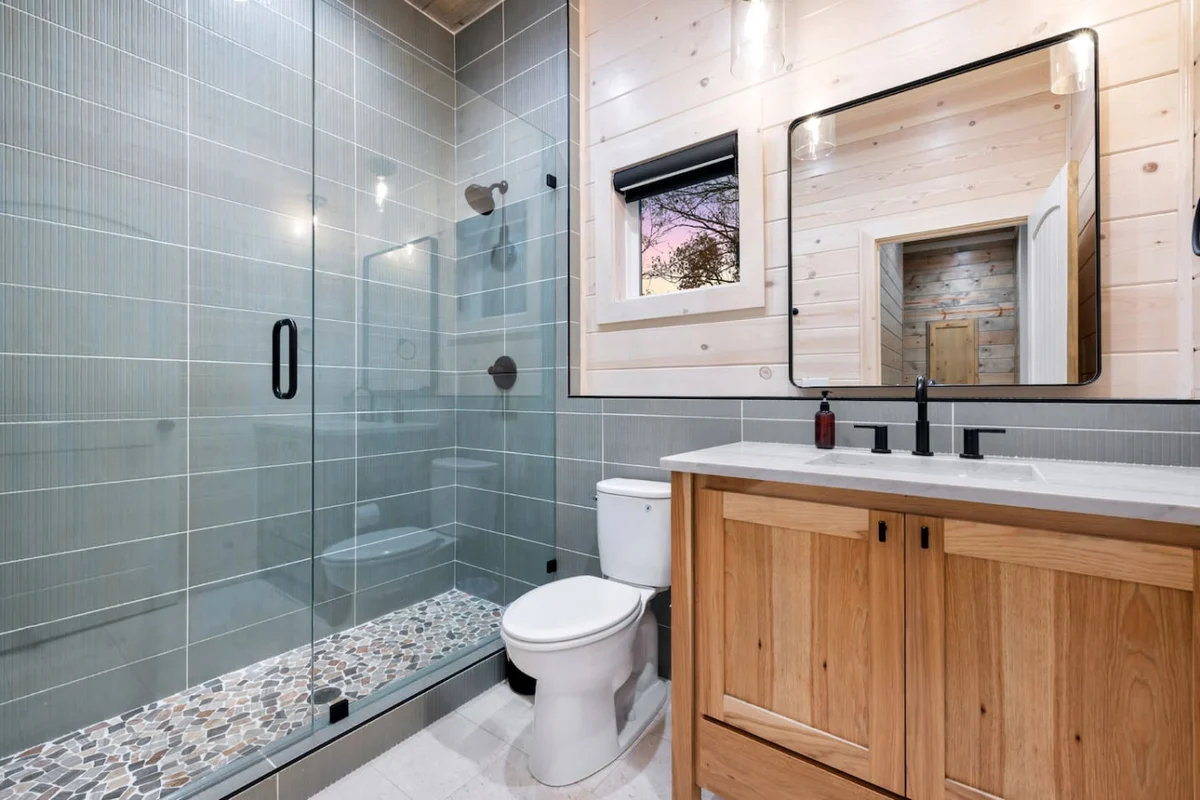 Midnight Skies Luxury 5BR - Hot Tub & Mountain Views #19