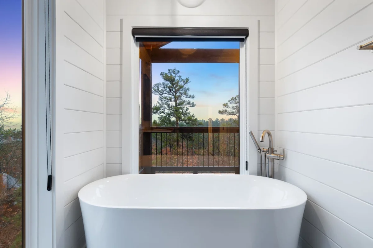 Midnight Skies Luxury 5BR - Hot Tub & Mountain Views #51